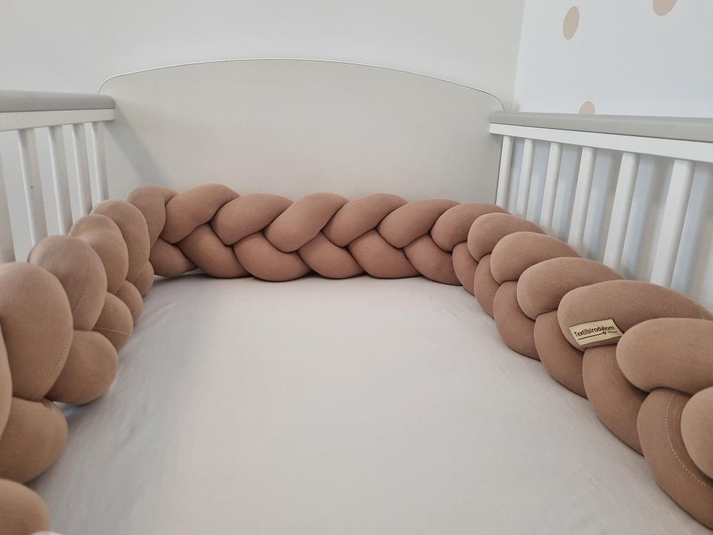 Fonott rácsvédő barna pamut