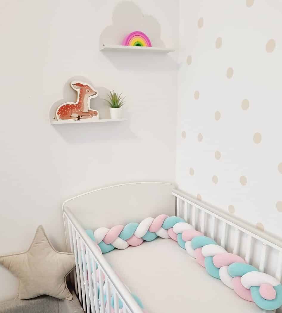 Fonott rácsvédő szivárvány színben