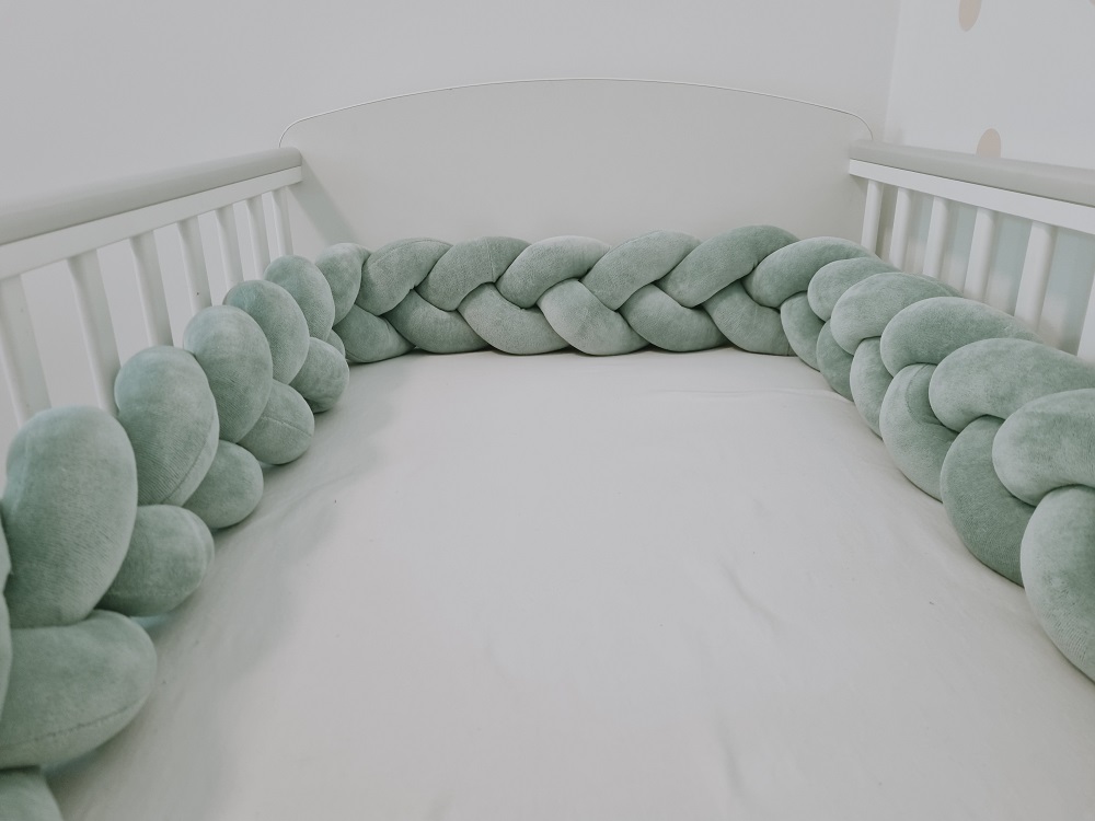 Zsálya babyplüss fonott rácsvédő - textilbirodalom.hu