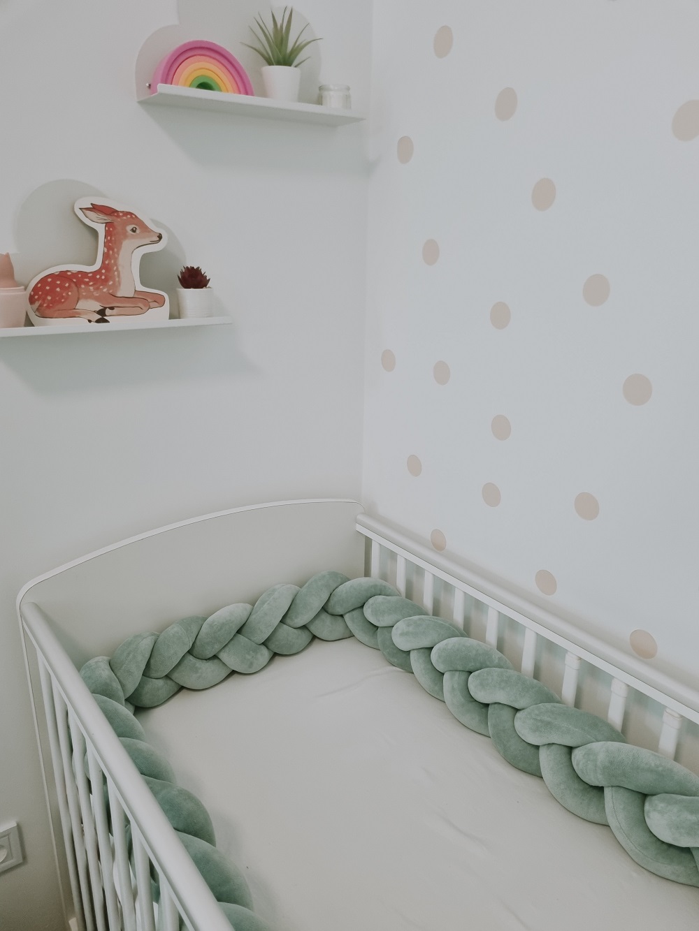 Fonott rácsvédő zsálya színben