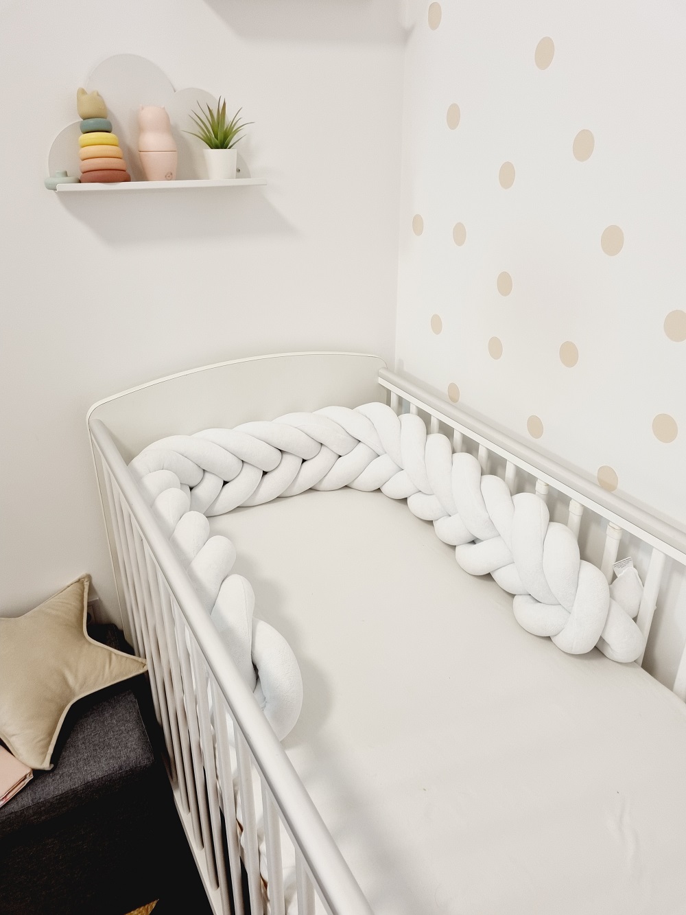 Halszálka mintás fonott rácsvédő fehér