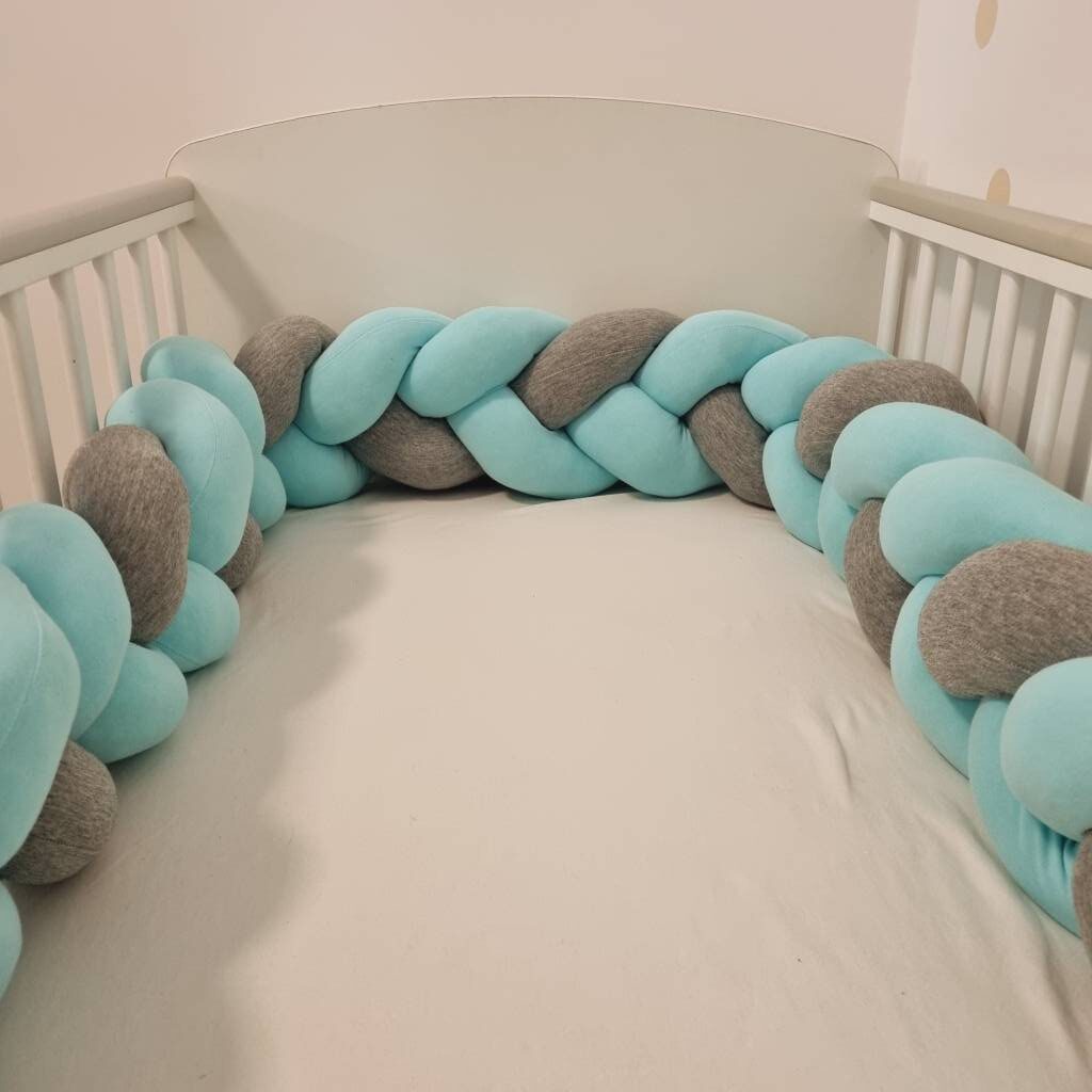 Fonott rácsvédő menta és szürke színben