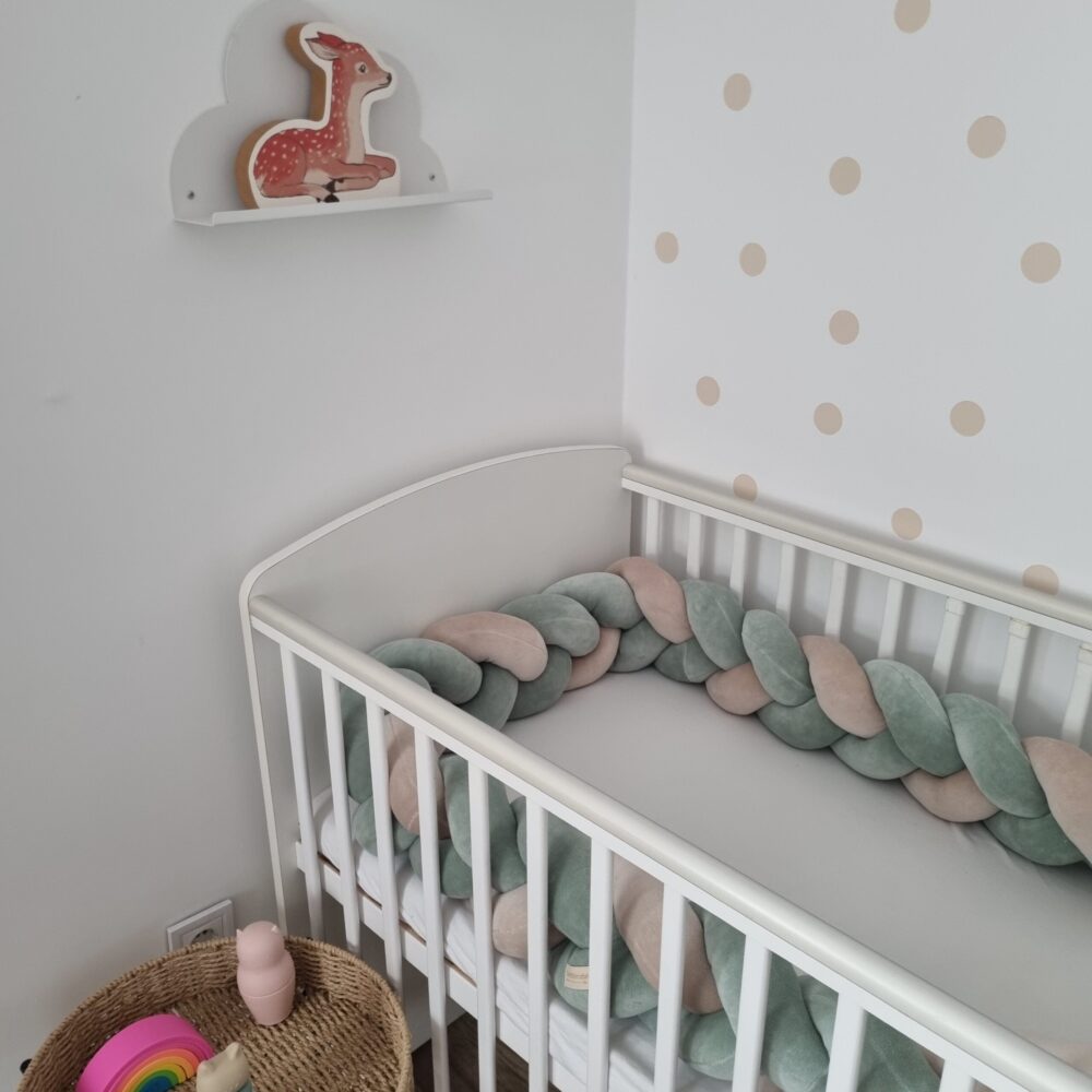 Fonott rácsvédő zsálya és bézs