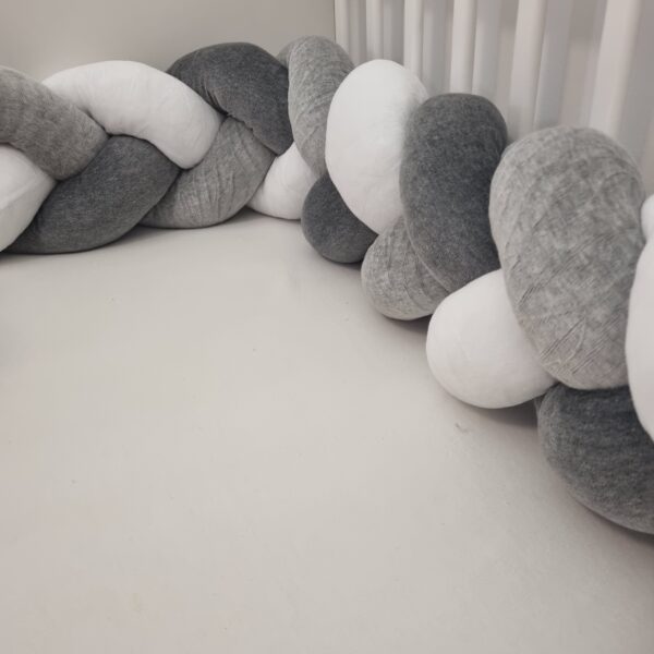 fonott rácsvédő babyplüss szürke